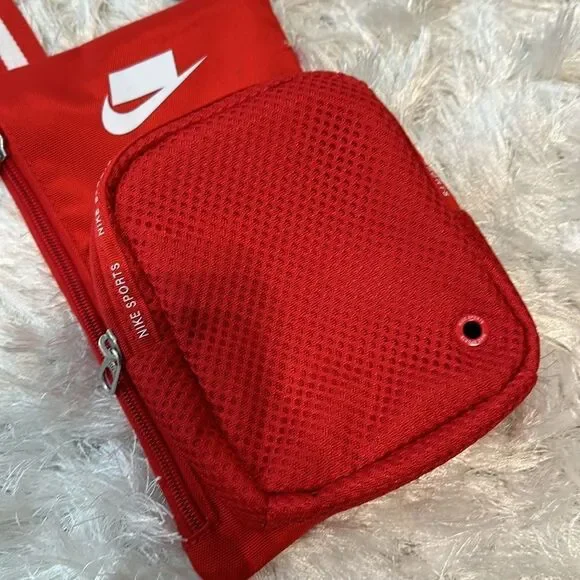 Nike Sport Summit Crossbody Bag - Picture 2 of 5